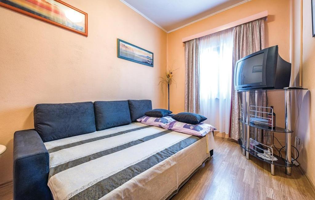 Apartment Tezak Kukci Exterior photo